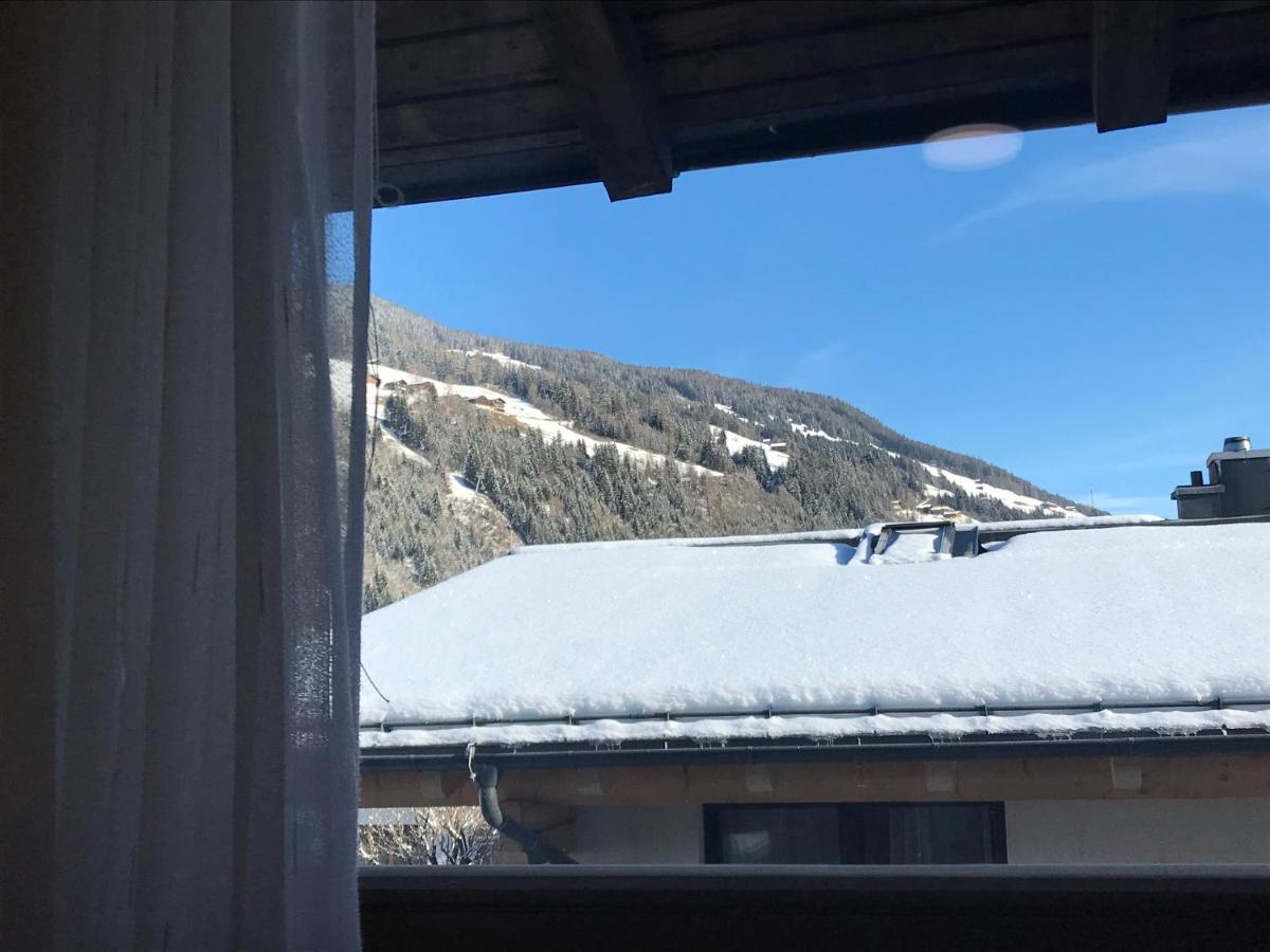Ludwighaus Apartamento Neukirchen am Großvenediger Exterior foto